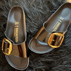 Birkenstock Glossy Black Slides with Gold Buckle Brand New 🔥